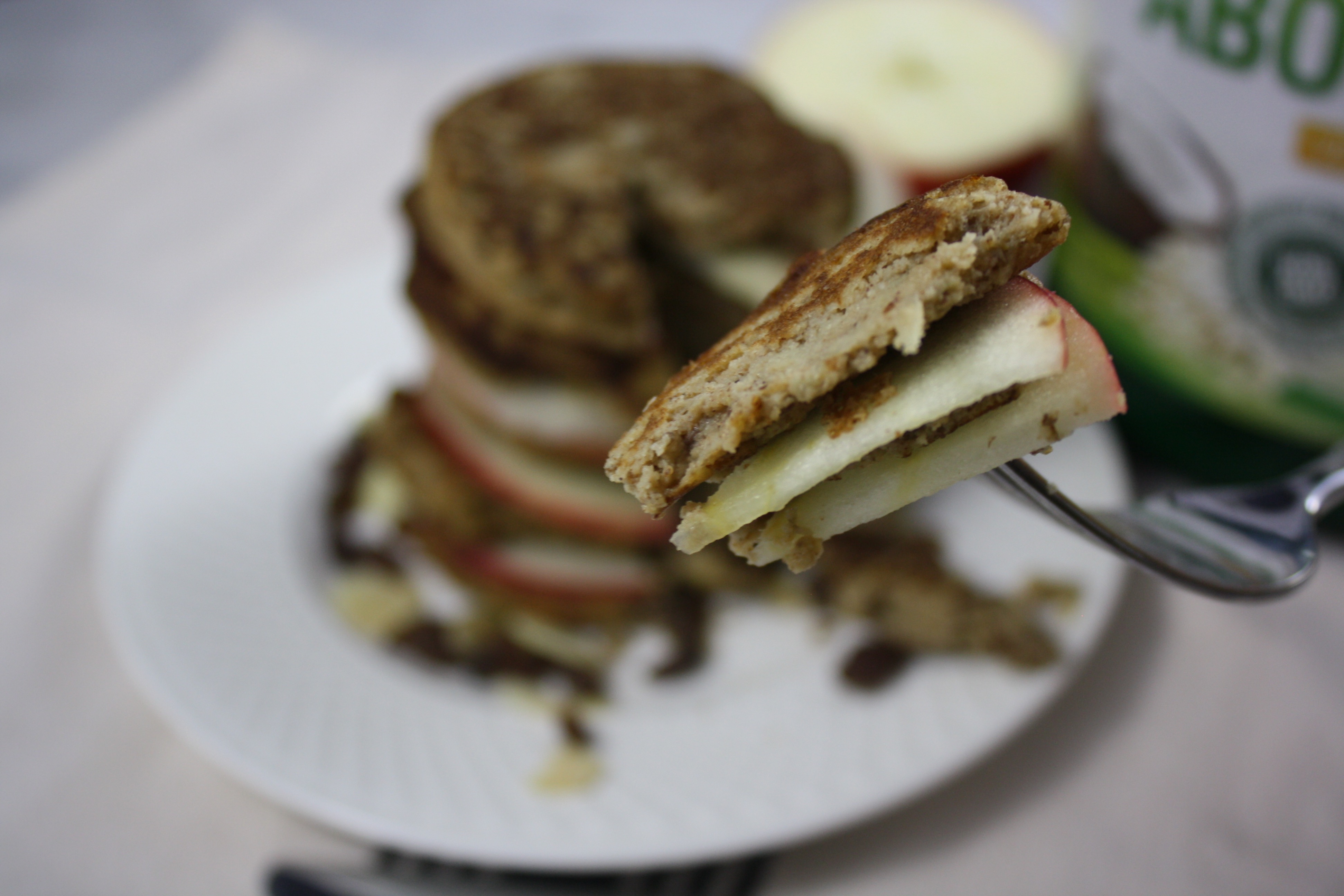 Apple Cobbler Protein Pancakes - Running On Veggies